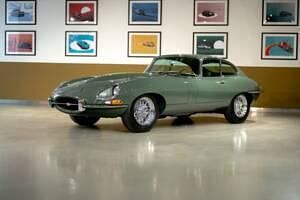 Usata Jaguar E-Type 269 CV (197 kW) 1966 Verde Coupé