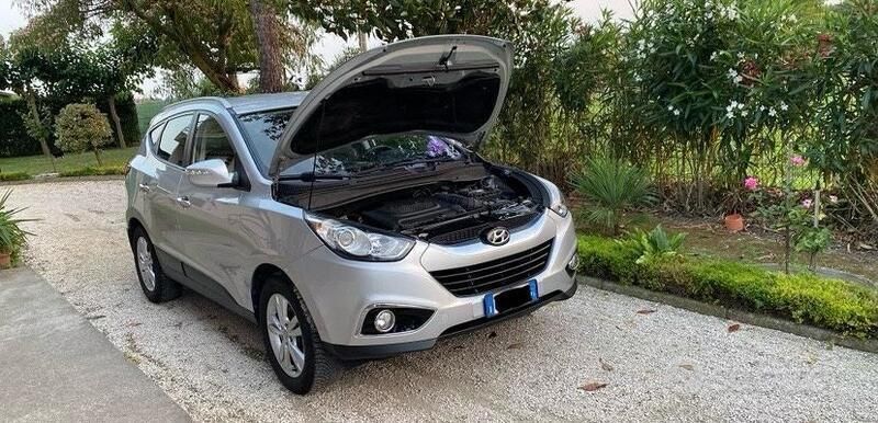 Usata Hyundai ix35 140 CV (102 kW) 2010 Grigio SUV