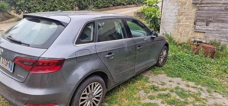 Usata Audi A3 Ambiente 110 CV (80 kW) 2014 Berlina