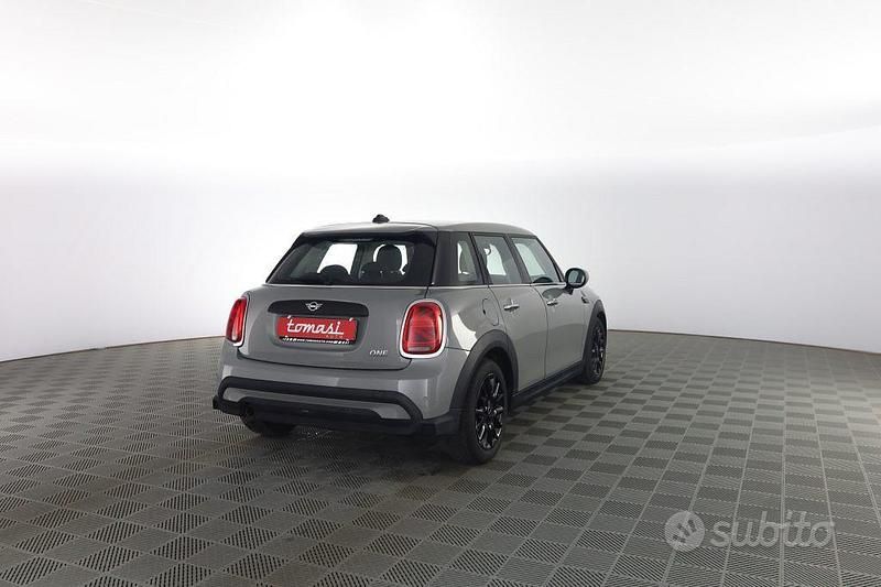 Usata Mini ONE Classic 102 CV (75 kW) 2022 Grigio Utilitaria