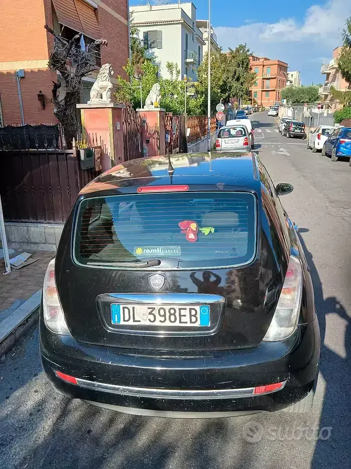 Usata Lancia Ypsilon 60 CV (44 kW) 2007 Nero Utilitaria
