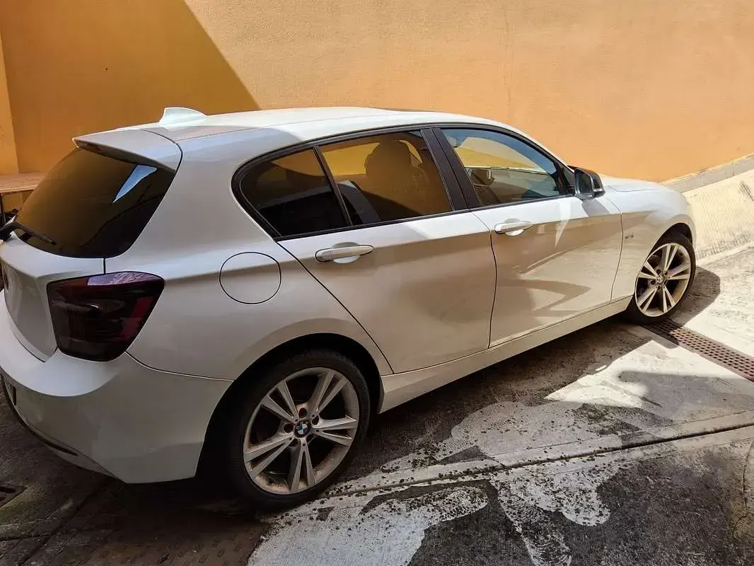 Usata BMW 116 Sport Line 136 CV (100 kW) 2012 Bianco Utilitaria