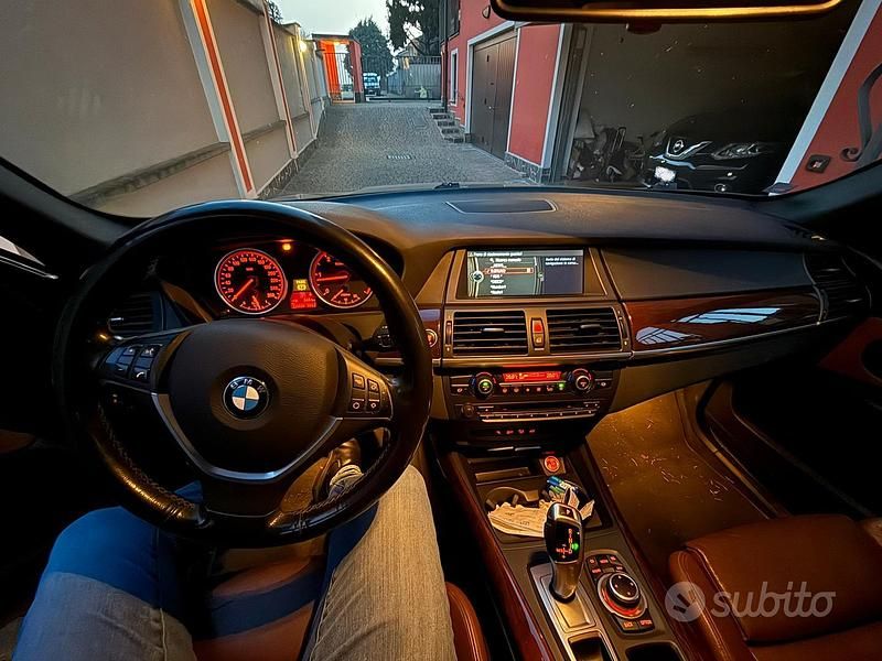 Usata BMW X5 245 CV (180 kW) 2011 Nero SUV