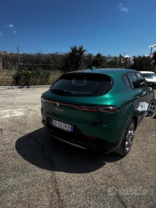Usata Alfa Romeo Tonale Veloce 131 CV (96 kW) 2024 Verde SUV
