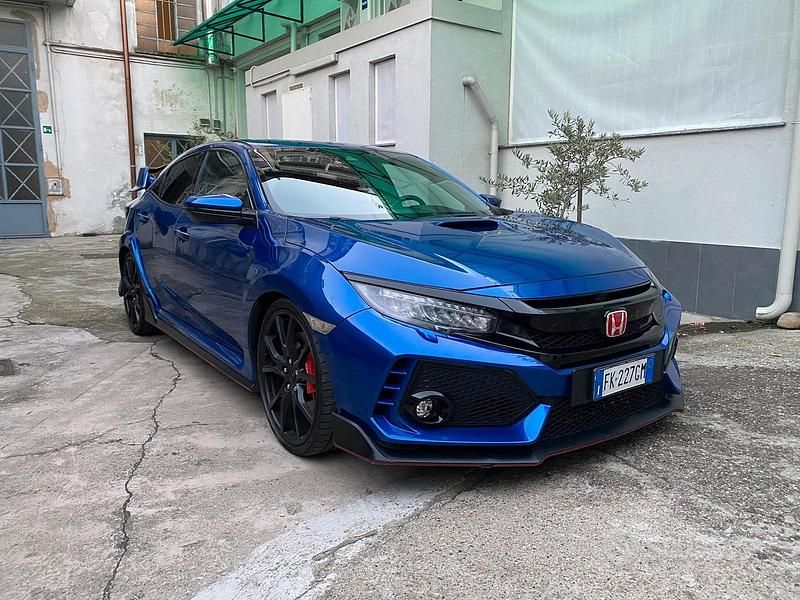 Blu Usata 2017 Honda Civic Type R Tre volumi | 28.400 € - Immagine 1/4