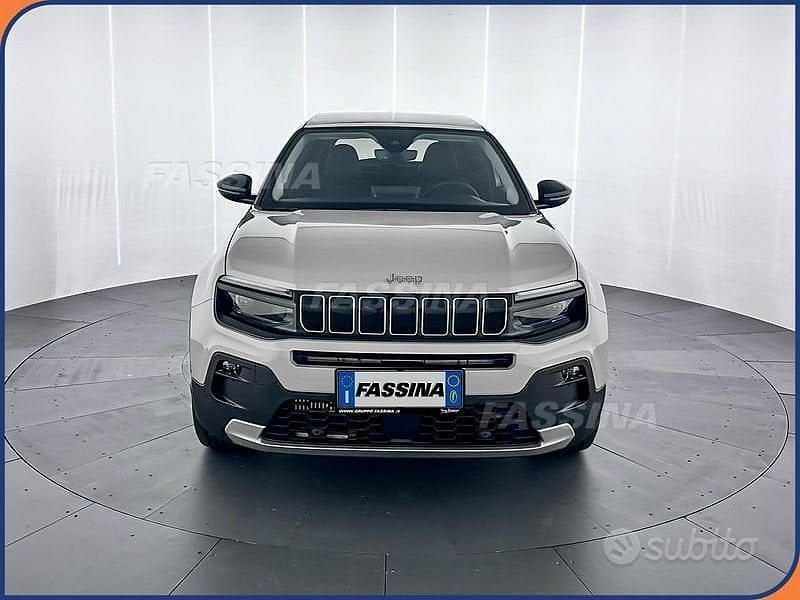 Nuova Jeep Avenger Summit 100 CV (73 kW) 2025 Grigio SUV