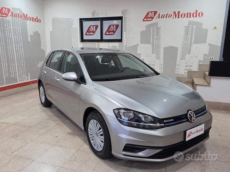 Usata VW Golf VII Trendline 110 CV (80 kW) 2018 Grigio Berlina