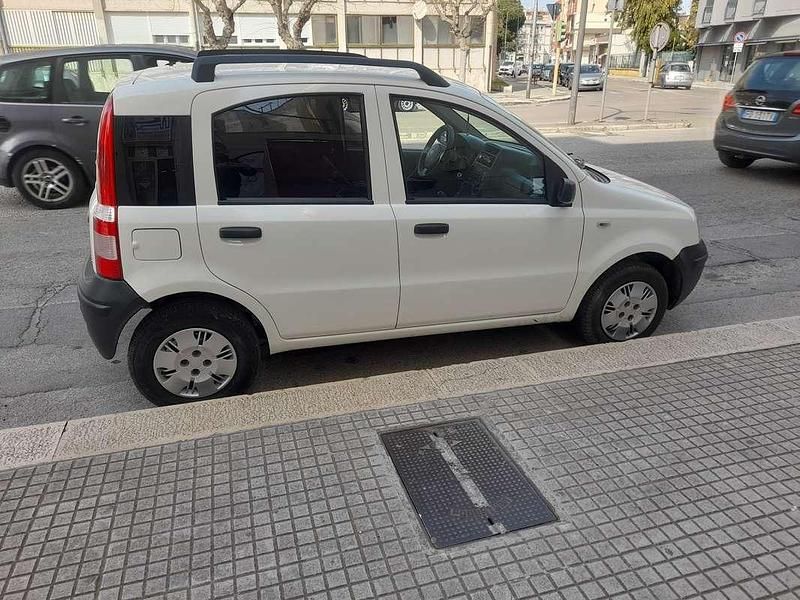 Usata Fiat Panda Dynamic 69 CV (50 kW) 2007 Bianco Utilitaria