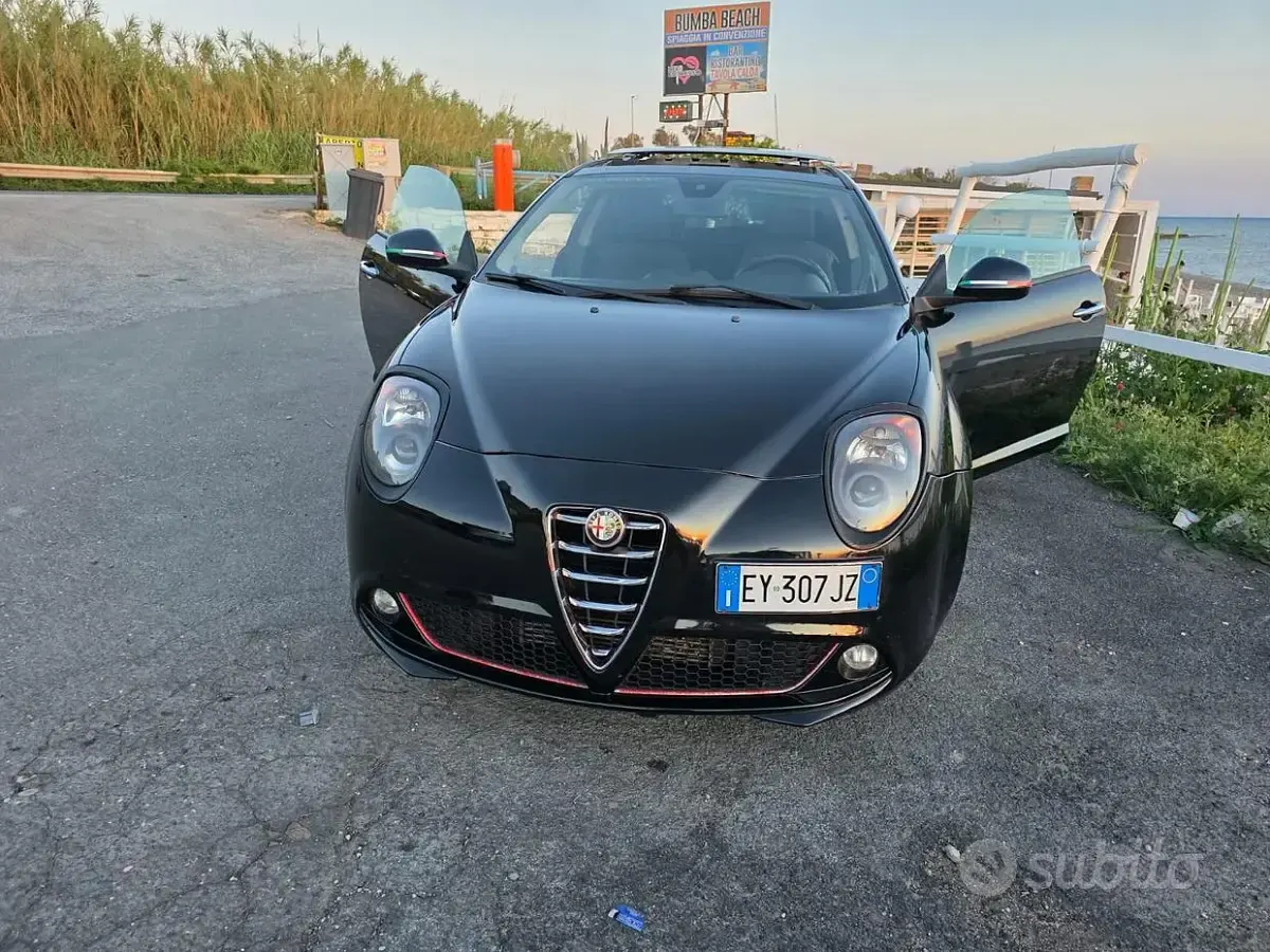 Usata Alfa Romeo MiTo 85 CV (62 kW) 2015 Nero Utilitaria