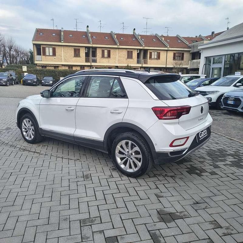 Usata VW T-Roc Style 150 CV (110 kW) 2024 Bianco tetto nero SUV