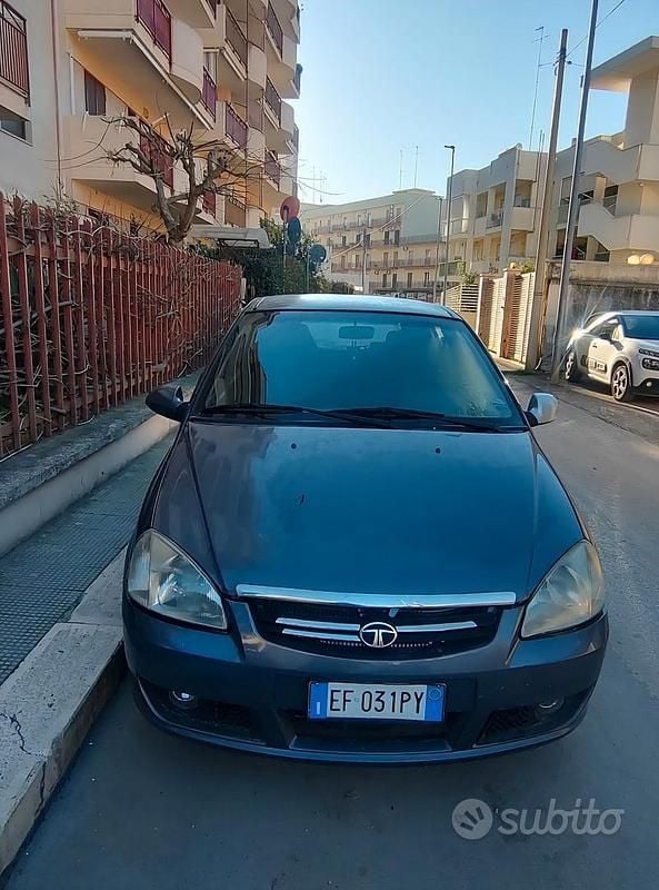 Usata Tata Indica 2011 Grigio Berlina