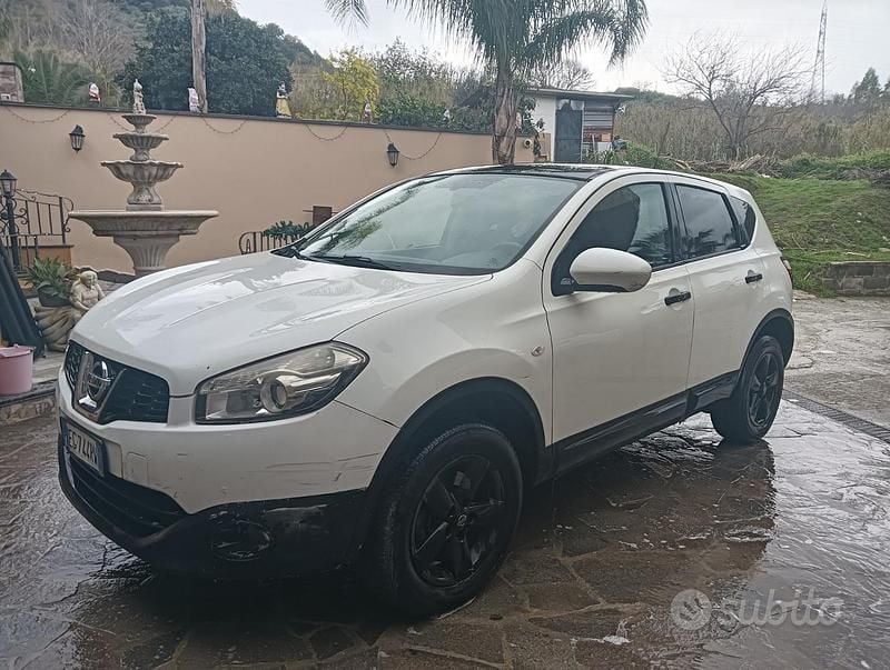 Usata Nissan Qashqai 2011 Bianco SUV