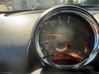 Usata Mini Cooper D 150 CV (110 kW) 2016 Nero Utilitaria