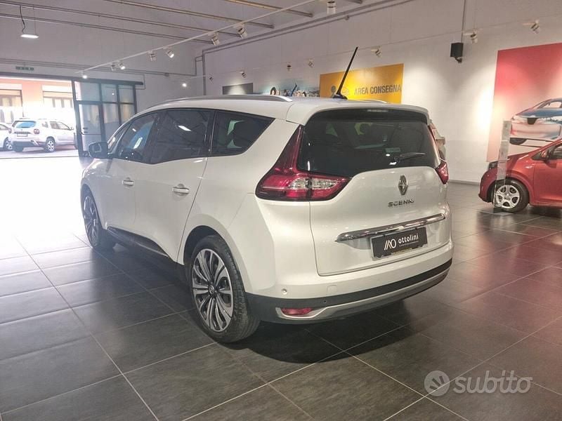 Usata Renault Grand Scénic IV 140 CV (102 kW) 2022 Bianco Monovolume