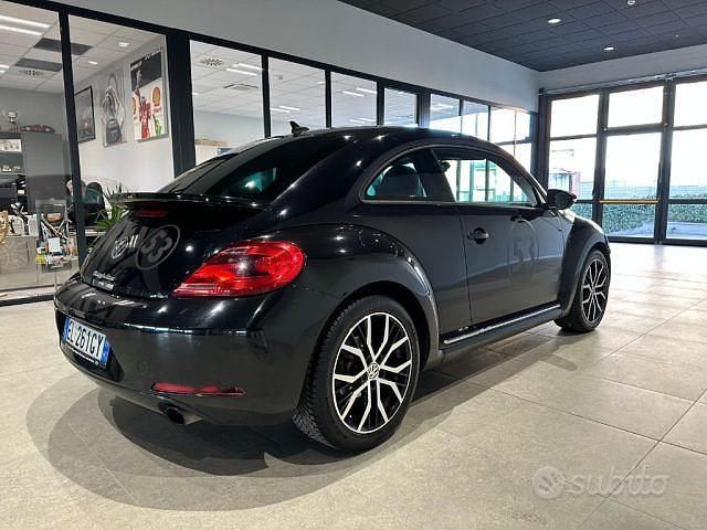 Usata VW Beetle Sport 200 CV (147 kW) 2011 Nero Utilitaria