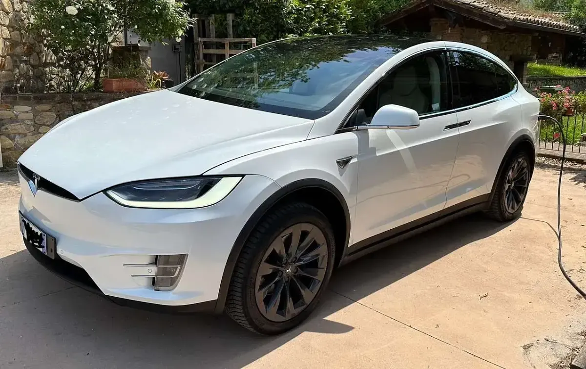 Usata Tesla Model X 158 kW (215 CV) 2018 Bianco SUV