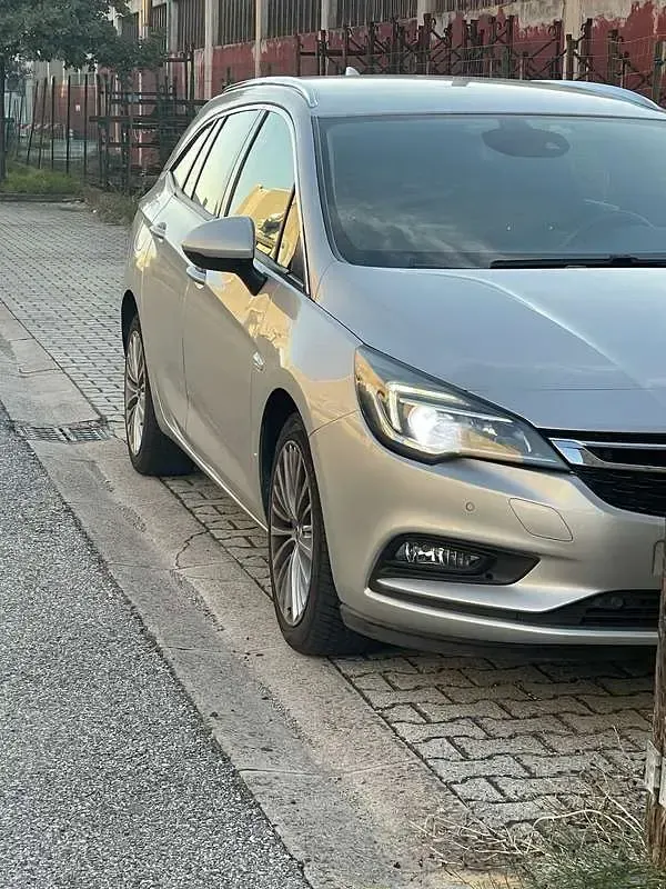 Usata Opel Astra Innovation 110 CV (80 kW) 2018 Station wagon