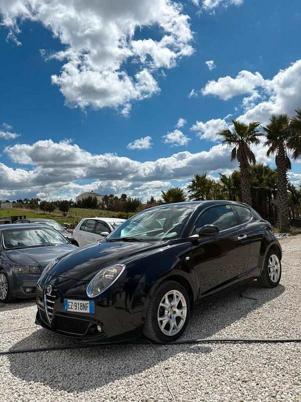 Usata Alfa Romeo MiTo Distinctive 85 CV (62 kW) 2014 Nero Utilitaria