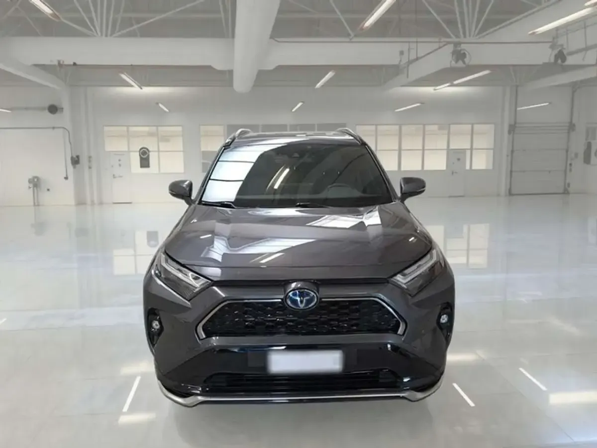 Usata Toyota RAV4 Hybrid 185 CV (136 kW) 2023 Grigio SUV