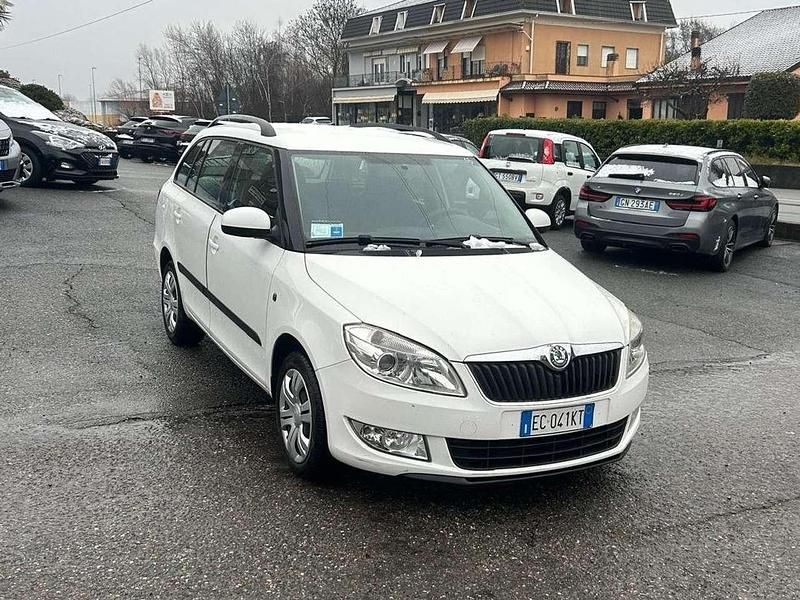 Usata Skoda Fabia Ambition 90 CV (66 kW) 2010 Bianco Station wagon