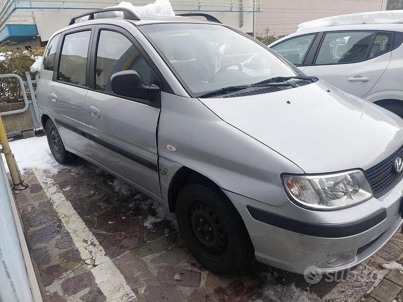 Usata Hyundai Matrix 103 CV (75 kW) 2008 Grigio Monovolume