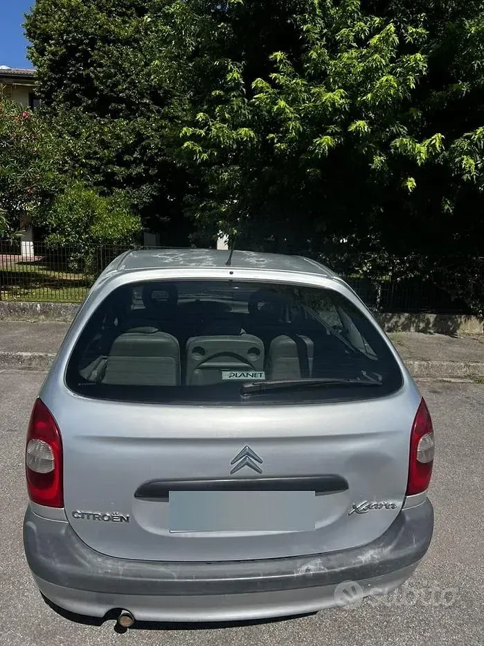 Usata Citroën Xsara 95 CV (69 kW) 2001 Grigio Monovolume