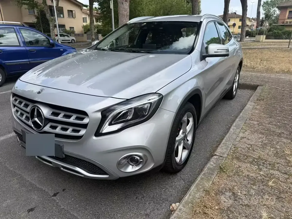 Usata Mercedes GLA200 136 CV (100 kW) 2018 SUV