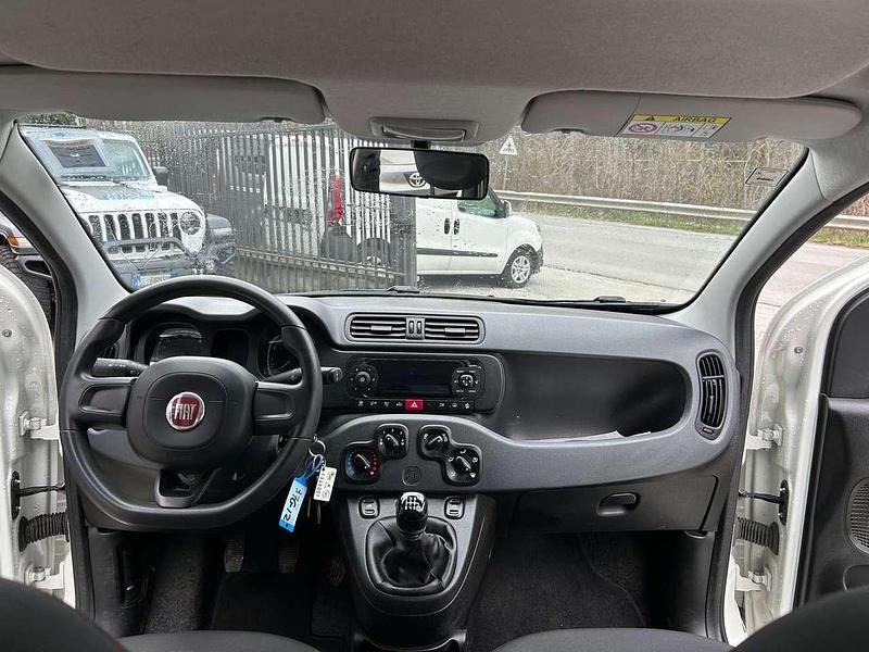 Usata Fiat Panda 4x4 S 86 CV (63 kW) 2019 Bianco Utilitaria