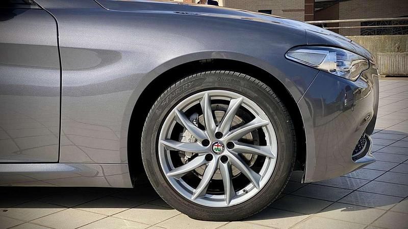 Usata Alfa Romeo Giulia Business 160 CV (117 kW) 2022 Berlina