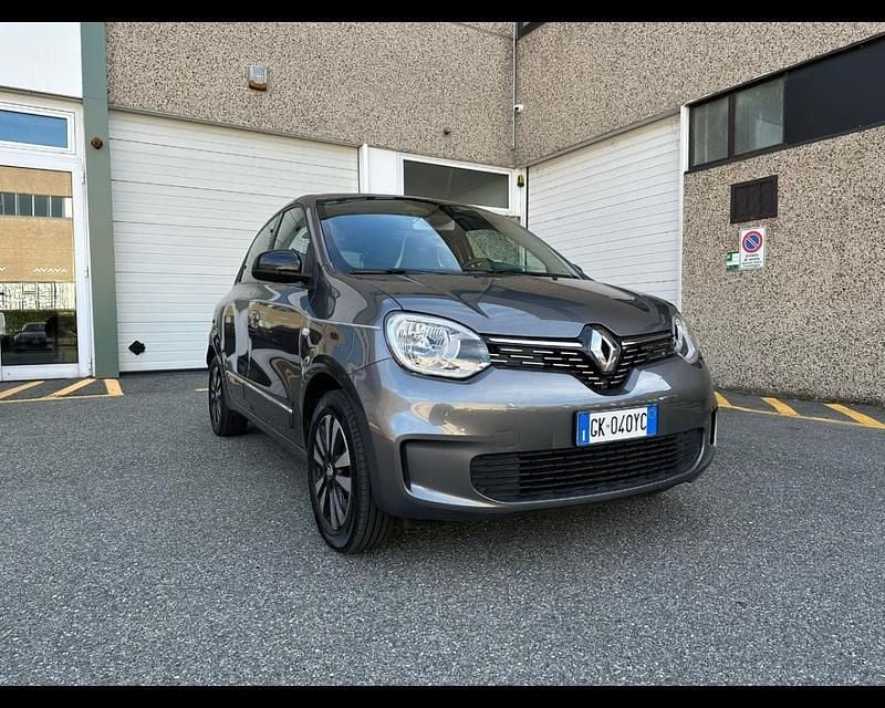 Usata Renault Twingo Techno 60 kW (82 CV) 2022 Grigio Utilitaria