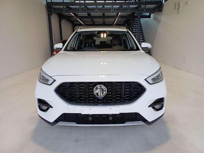 Usata MG ZS Luxury 106 CV (77 kW) 2024 Bianco SUV