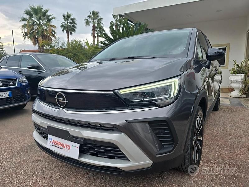 Usata Opel Crossland X Ultimate 120 CV (88 kW) 2022 Grigio SUV