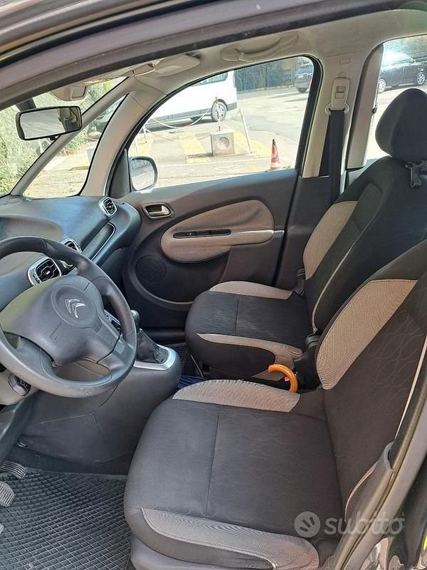 Usata Citroën C3 Picasso 92 CV (67 kW) 2014 Grigio Monovolume
