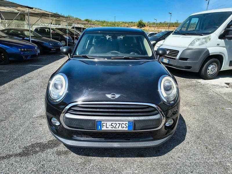 Usata Mini One D 95 CV (69 kW) 2016 Nero Utilitaria
