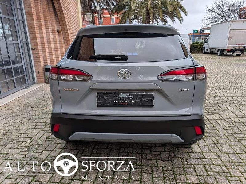 Usata Toyota Corolla Cross Trend 98 CV (72 kW) 2025 Grigio SUV