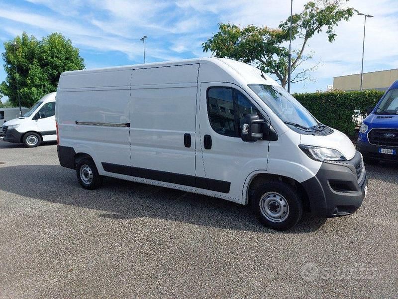Occasion Fiat Ducato 33 120 ch (88 kW) 2022 Blanc Van