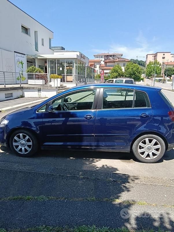 Usata VW Golf IV 2005 Blu Berlina