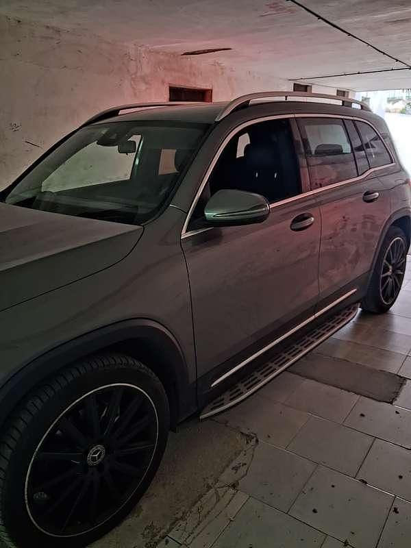 Usata Mercedes GLB200 Premium 150 CV (110 kW) 2021 Grigio SUV