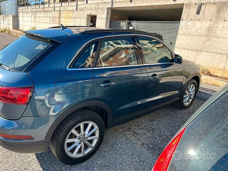 Usata Audi Q3 120 CV (88 kW) 2016 Blu SUV