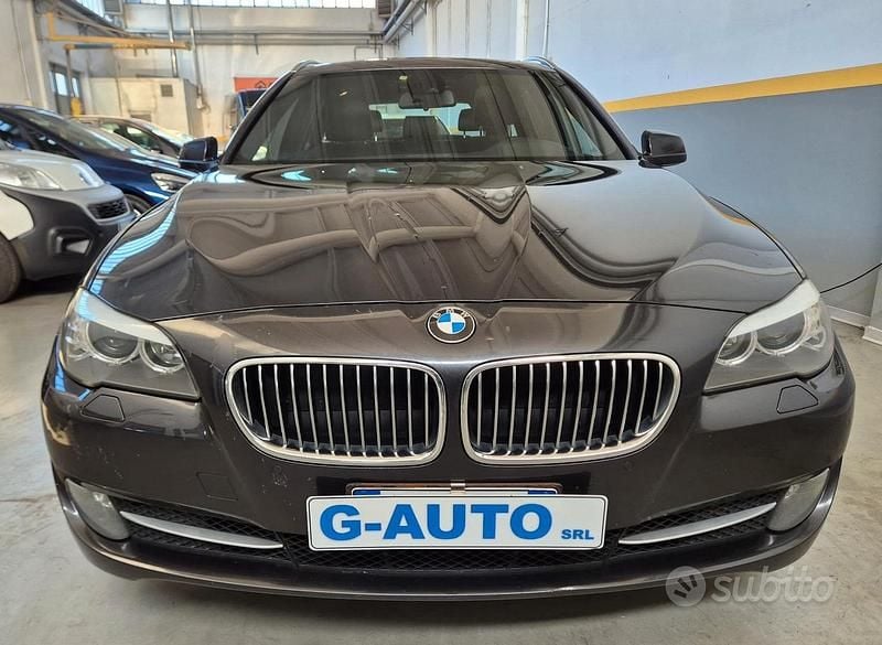 Nero Usata 2012 BMW 530 Station wagon | 6900 € - Immagine 1/4