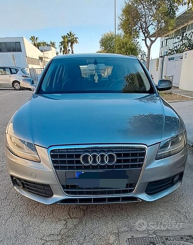 Usata Audi A4 120 CV (88 kW) 2010 Grigio Berlina