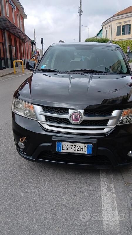 Usata Fiat Freemont 170 CV (125 kW) 2012 Nero SUV