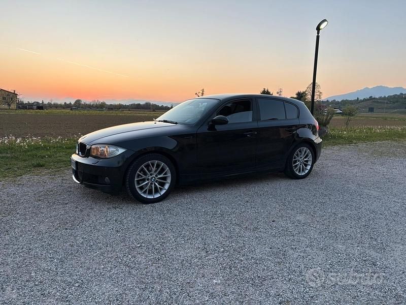 Usata BMW 118 M Sport 143 CV (105 kW) 2010 Nero Utilitaria