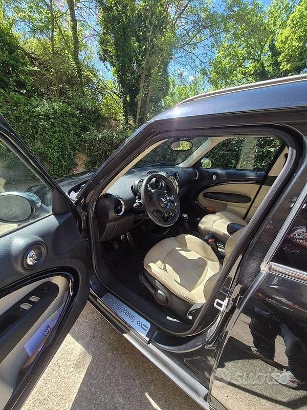 Usado Mini Countryman 143 CV (105 kW) 2013 Negro SUV
