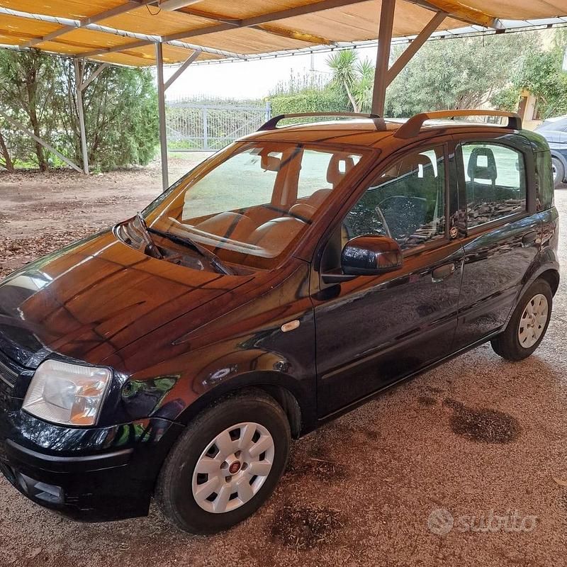 Usata Fiat Panda 69 CV (50 kW) 2011 Blu Utilitaria