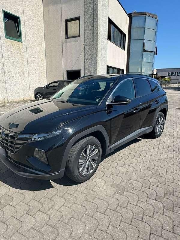 Usata 2023 Hyundai Tucson SUV | 24.500 € (Buon prezzo) - Immagine 1/4