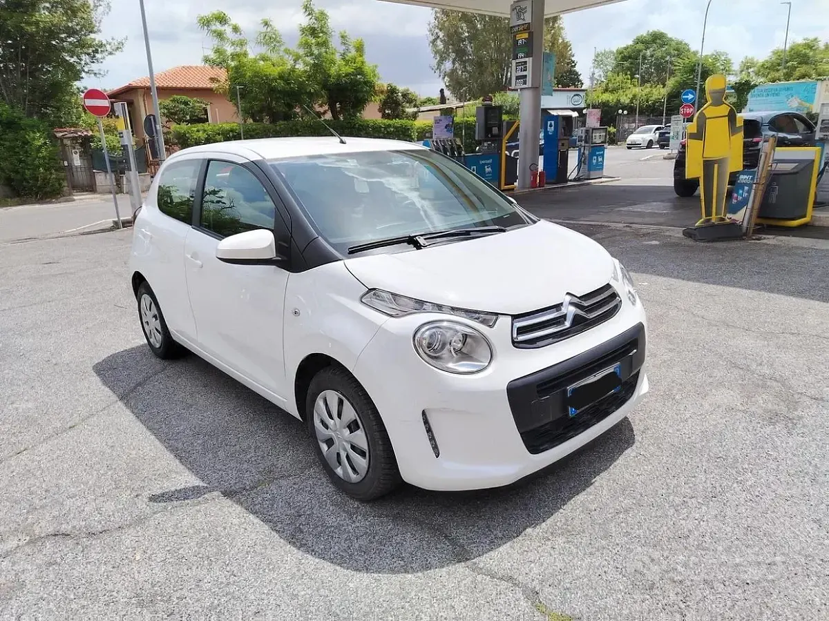Usata Citroën C1 Feel 72 CV (52 kW) 2021 Bianco Utilitaria