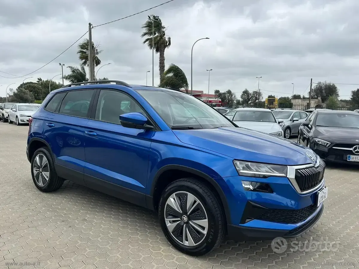 Usata Skoda Karoq Selection 116 CV (85 kW) 2024 Blu/azzurro SUV