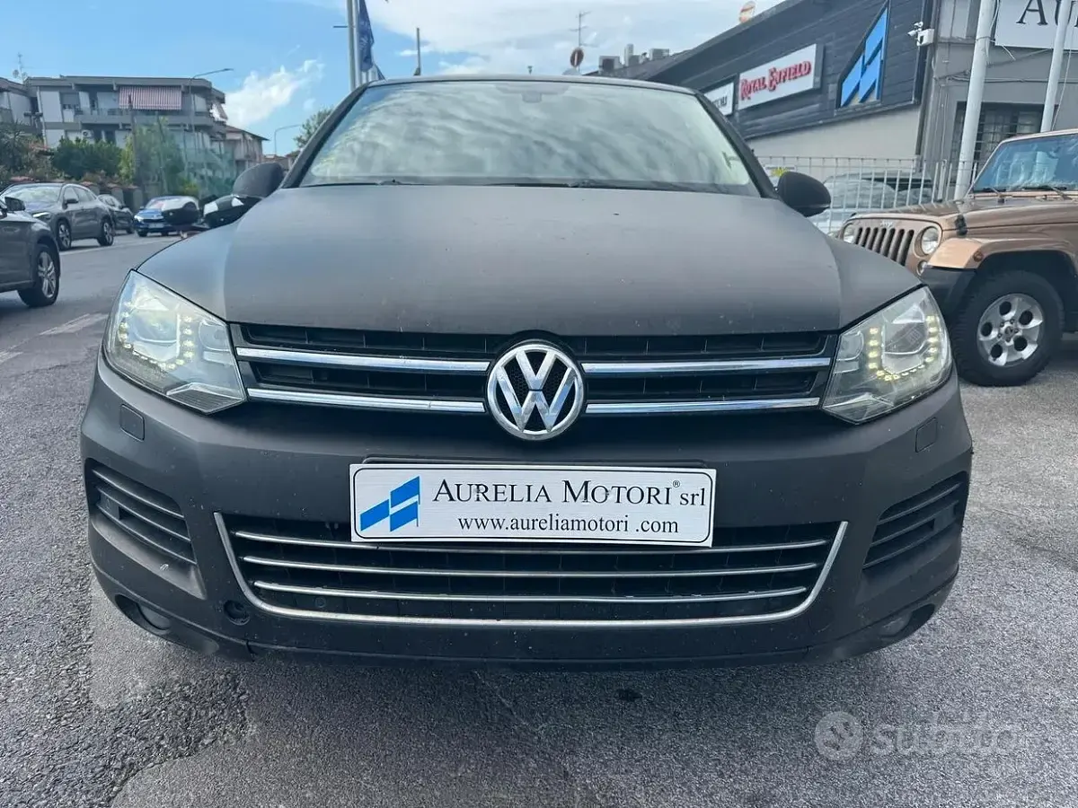 Usata VW Touareg Executive 240 CV (176 kW) 2011 Nero SUV