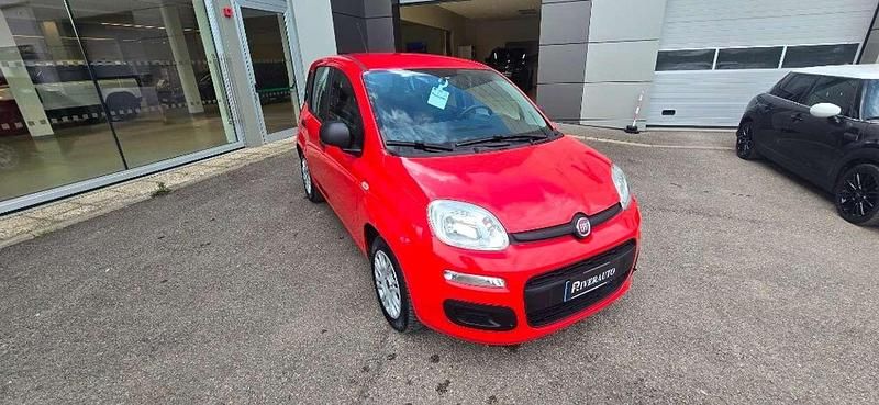 Usata Fiat Panda Easy 95 CV (69 kW) 2017 Rosso Utilitaria